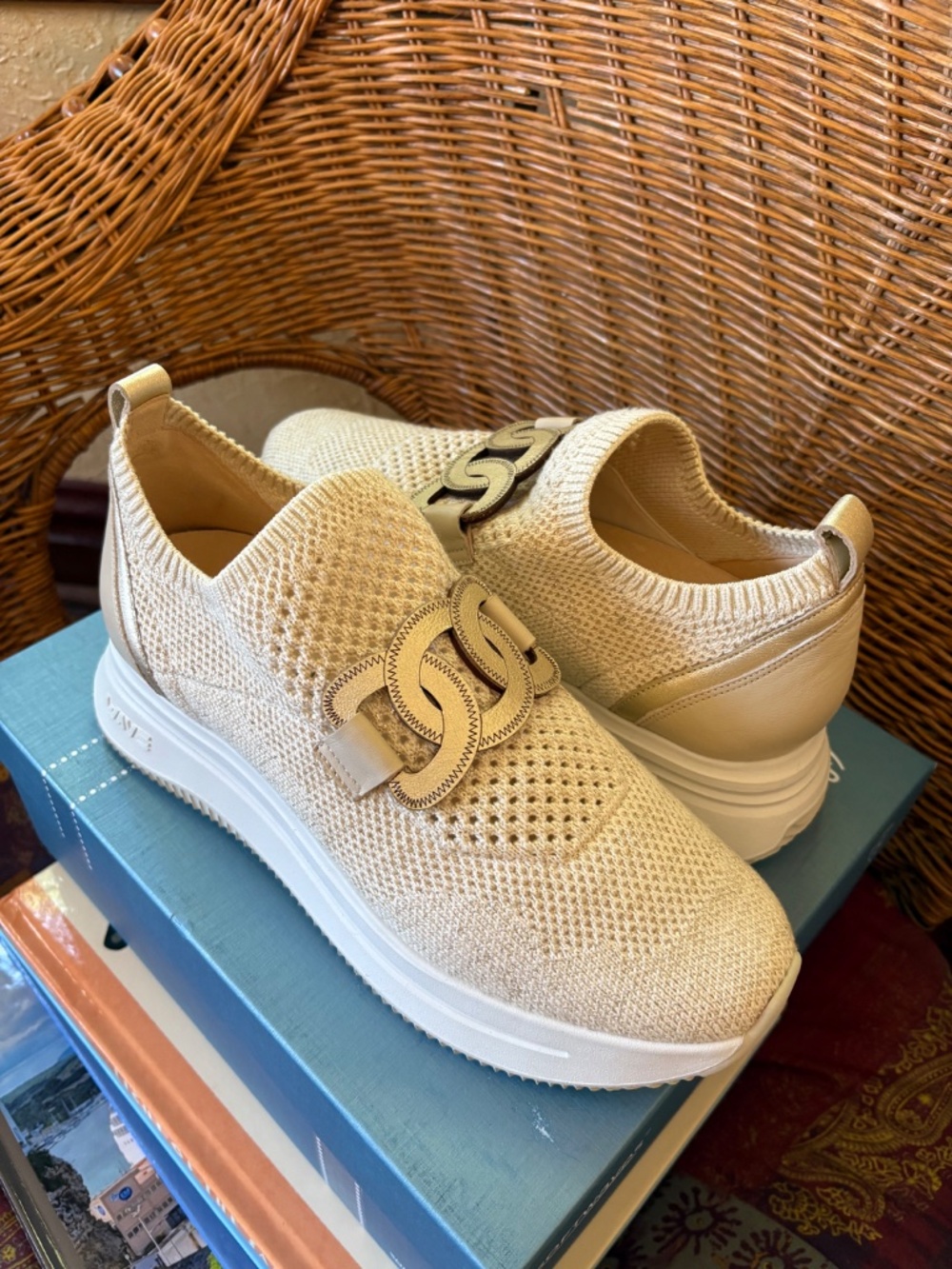 Soft waves Simone - Picture 8 of 8